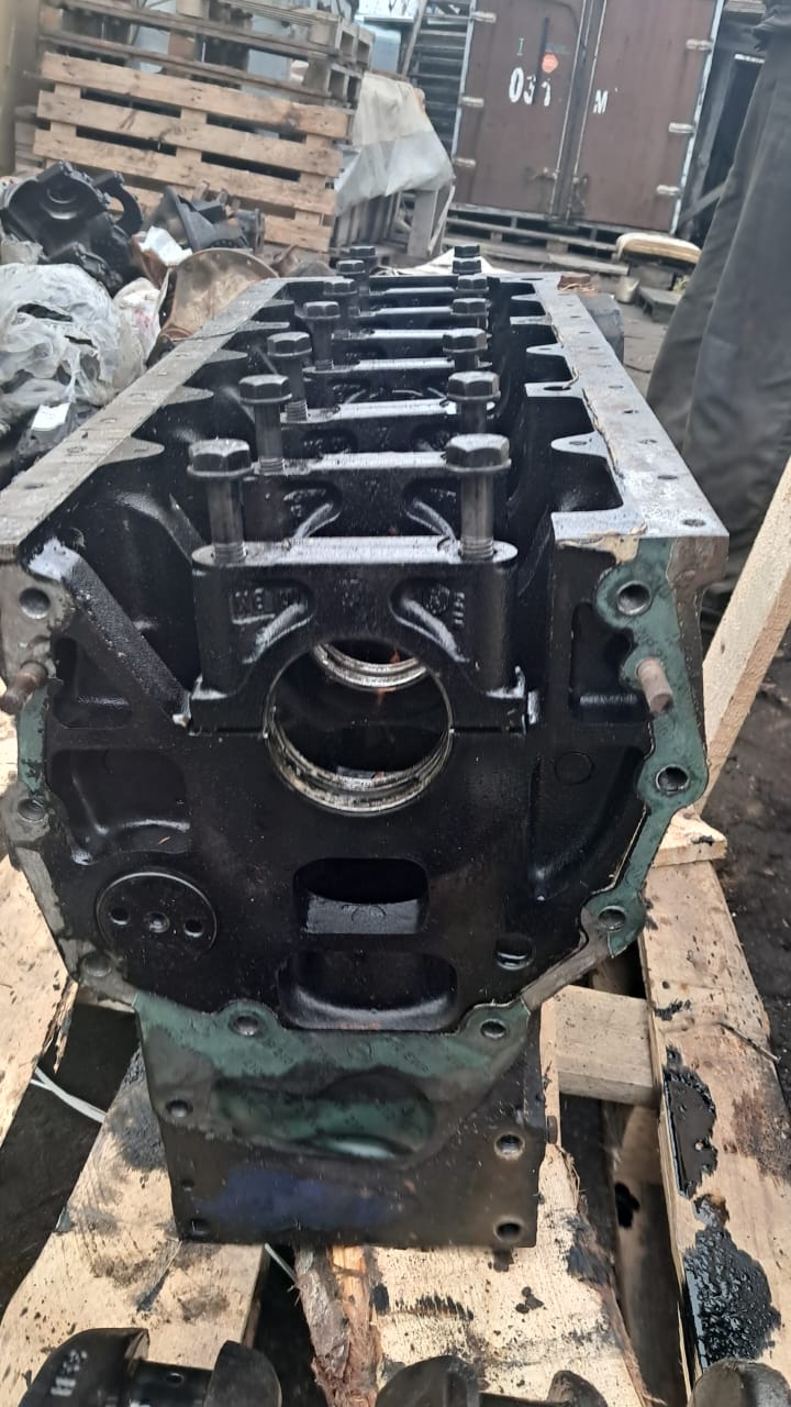 Блок цилиндров man L2000 модель D0836LFL02